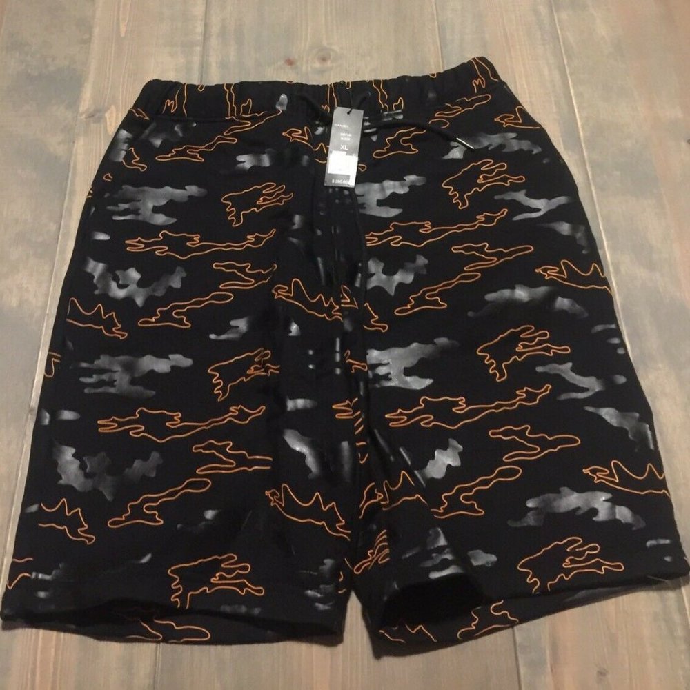 Daniel Won Men's Rubber Camo Micro-Terry Shorts XL - Picture 2 of 10